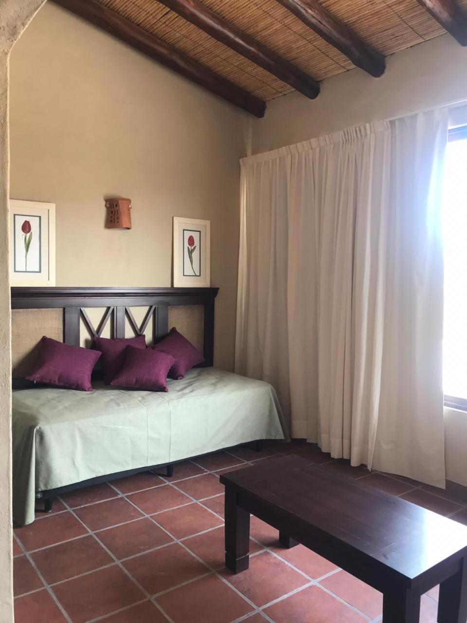Hotel Castillos De Кафайяте Экстерьер фото